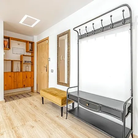 Luxury 3 Bedroom Perla Del Mar Apartment